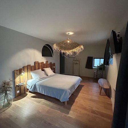 Chambres D'Hotes De La Pilatiere Persac Ngoại thất bức ảnh